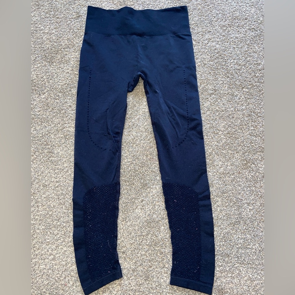 Navy blue leggings with netting